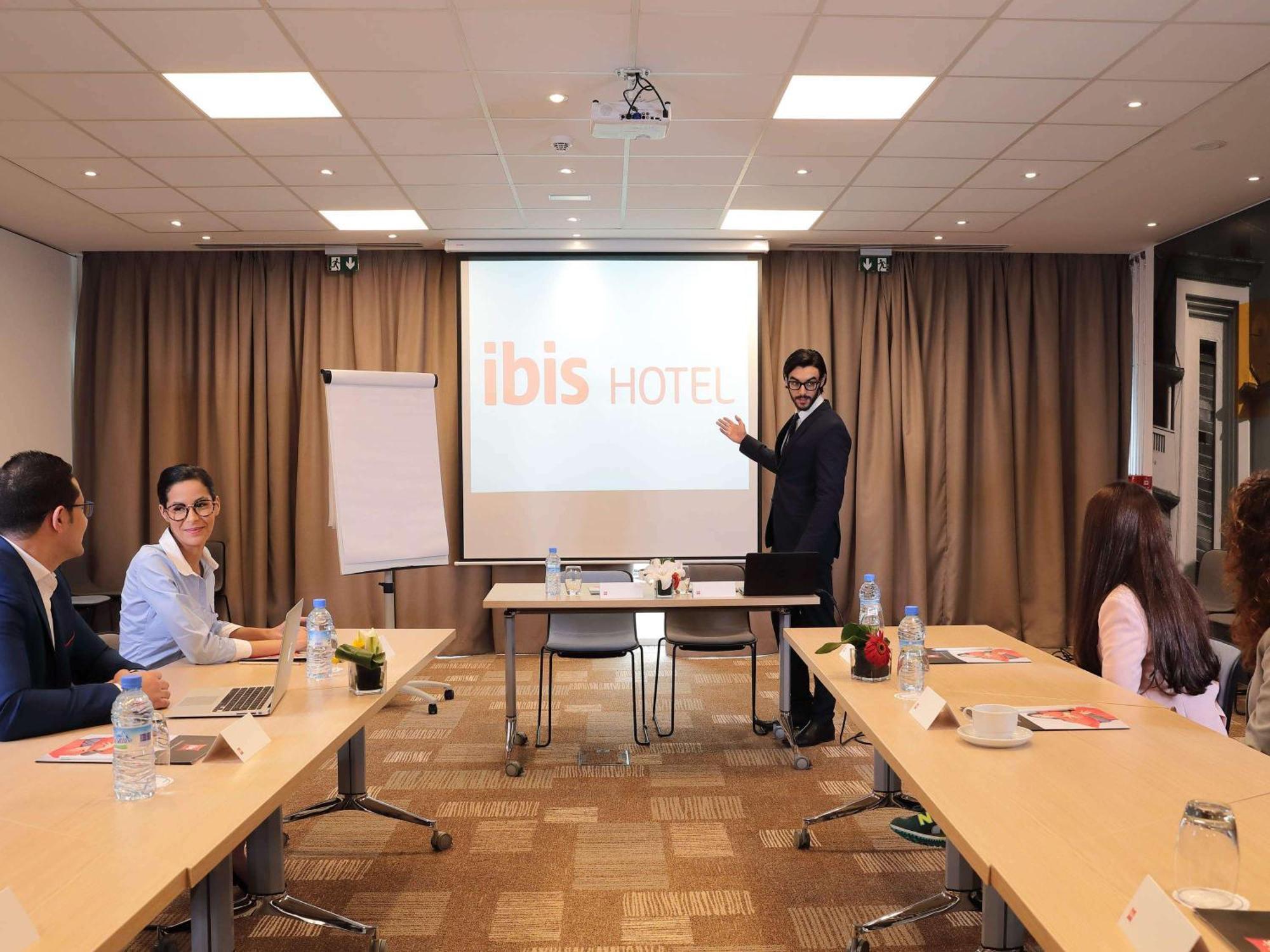 Ibis Casablanca Sidi Maarouf Hotel Exterior photo